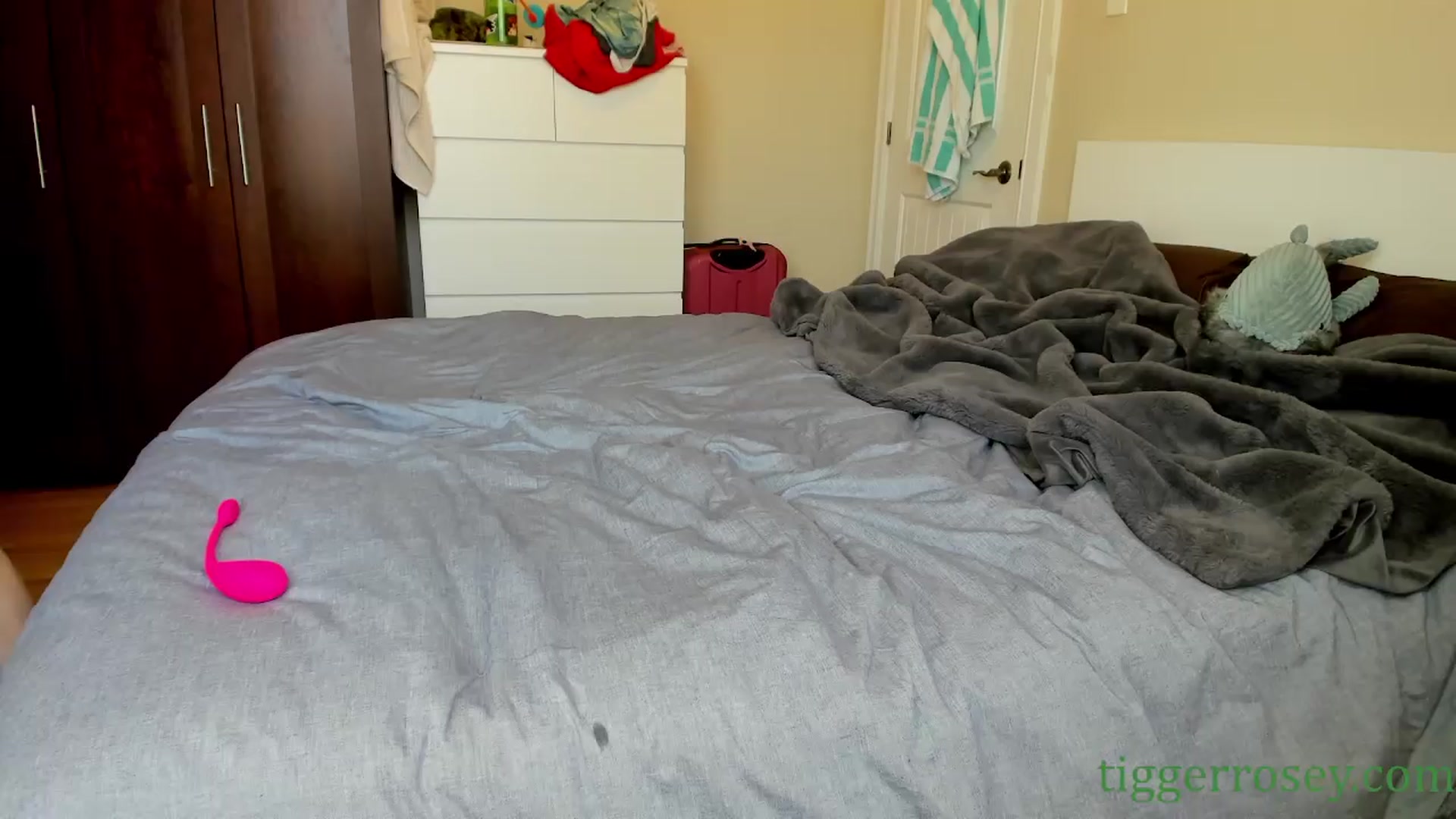 Gallery image thumbnail from TiggerRosey's myfreecams stream on, 04/02/2024, 17:09 image 5 of 20