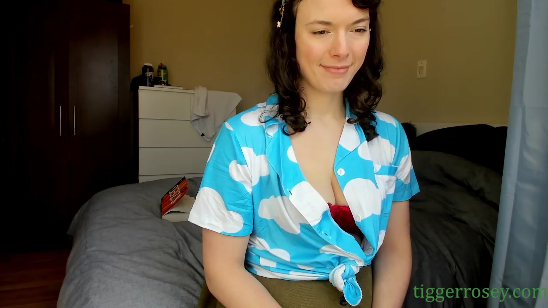 Gallery image thumbnail from TiggerRosey's myfreecams stream on, 04/08/2024, 16:24 image 13 of 20