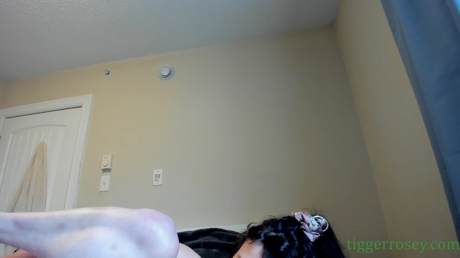 Gallery image thumbnail from TiggerRosey's myfreecams stream on, 04/12/2024, 19:03 image 13 of 20