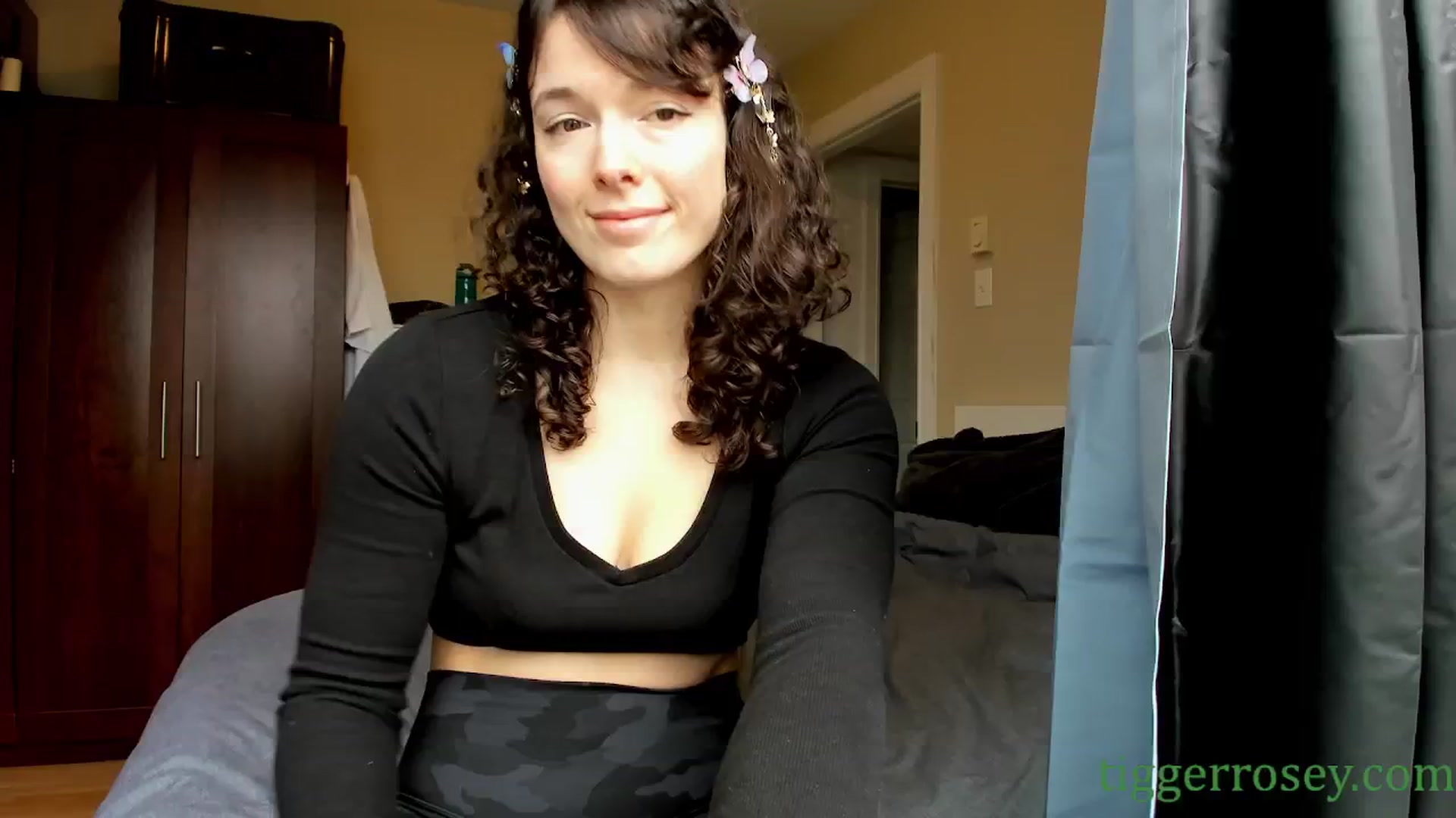 Gallery image thumbnail from TiggerRosey's myfreecams stream on, 04/17/2024, 17:09 image 3 of 20