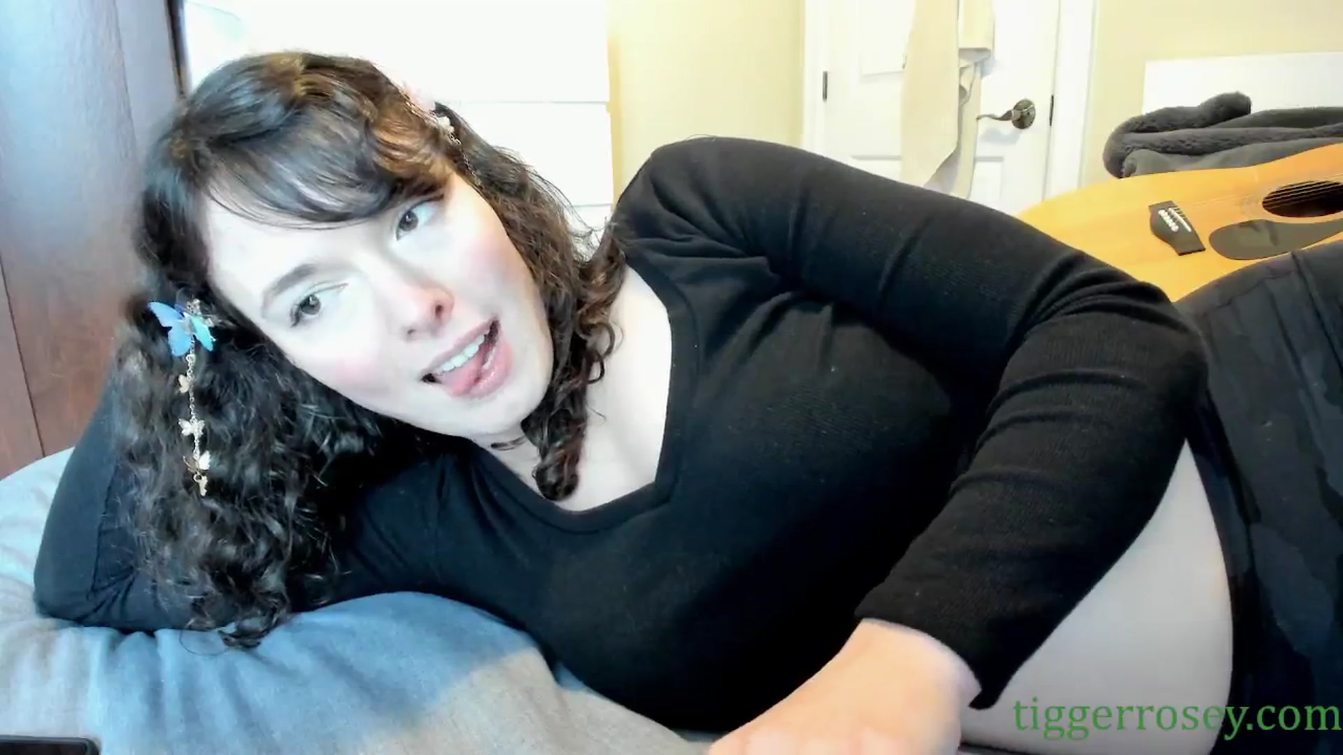 Gallery image thumbnail from TiggerRosey's myfreecams stream on, 04/17/2024, 18:43 image 18 of 20