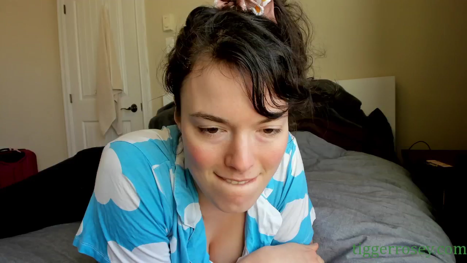 Gallery image thumbnail from TiggerRosey's myfreecams stream on, 04/18/2024, 16:34 image 8 of 20