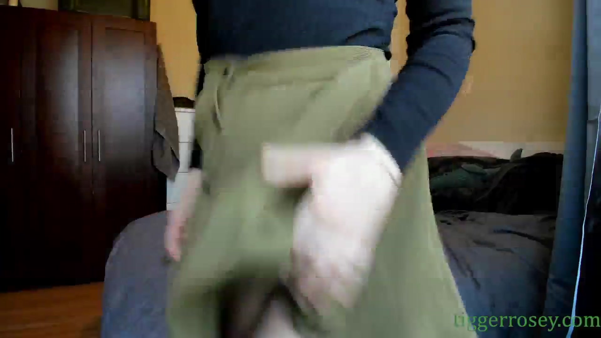 Gallery image thumbnail from TiggerRosey's myfreecams stream on, 04/23/2024, 14:17 image 17 of 20