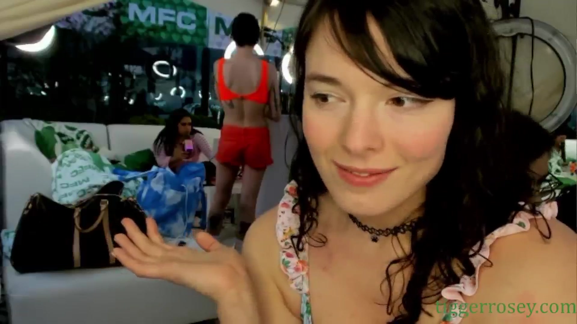 Gallery image thumbnail from TiggerRosey's myfreecams stream on, 05/21/2024, 02:52 image 16 of 20