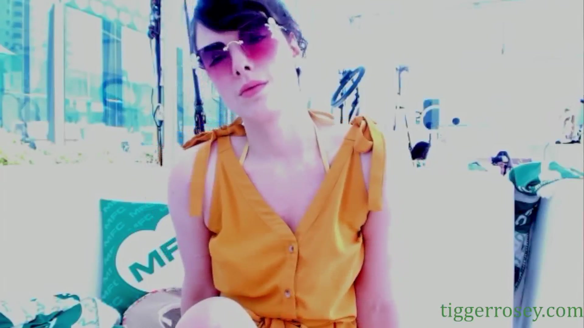 Gallery image thumbnail from TiggerRosey's myfreecams stream on, 05/21/2024, 22:31 image 6 of 20