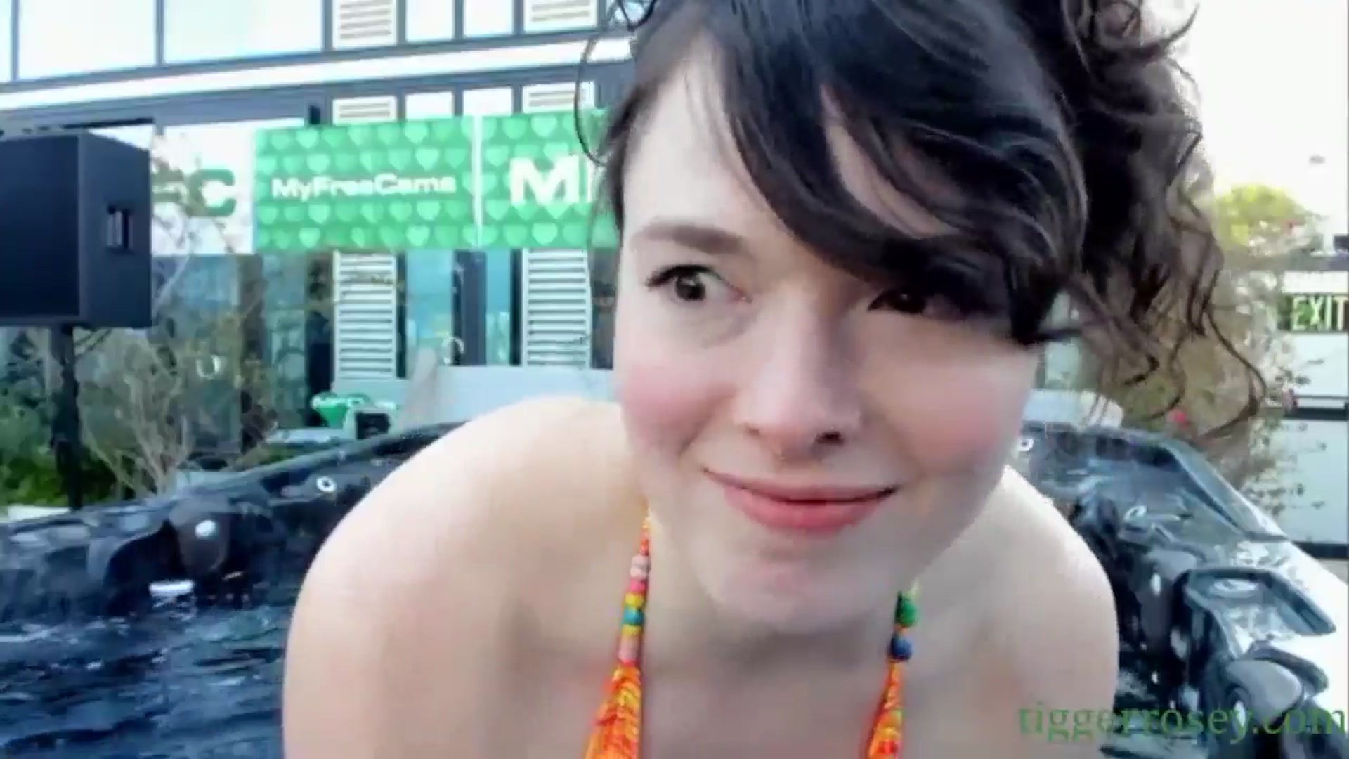 Gallery image thumbnail from TiggerRosey's myfreecams stream on, 05/22/2024, 24:09 image 4 of 20