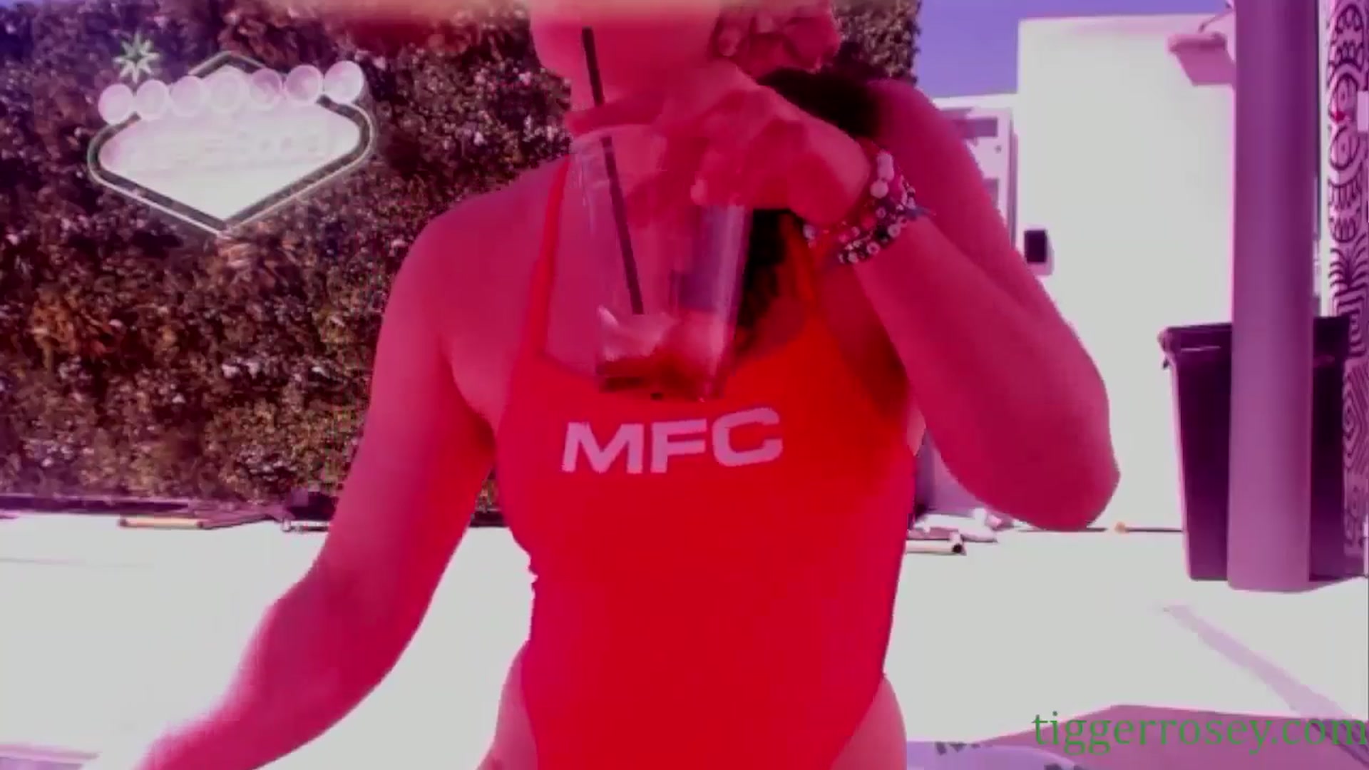 Gallery image thumbnail from TiggerRosey's myfreecams stream on, 05/22/2024, 22:02 image 17 of 20