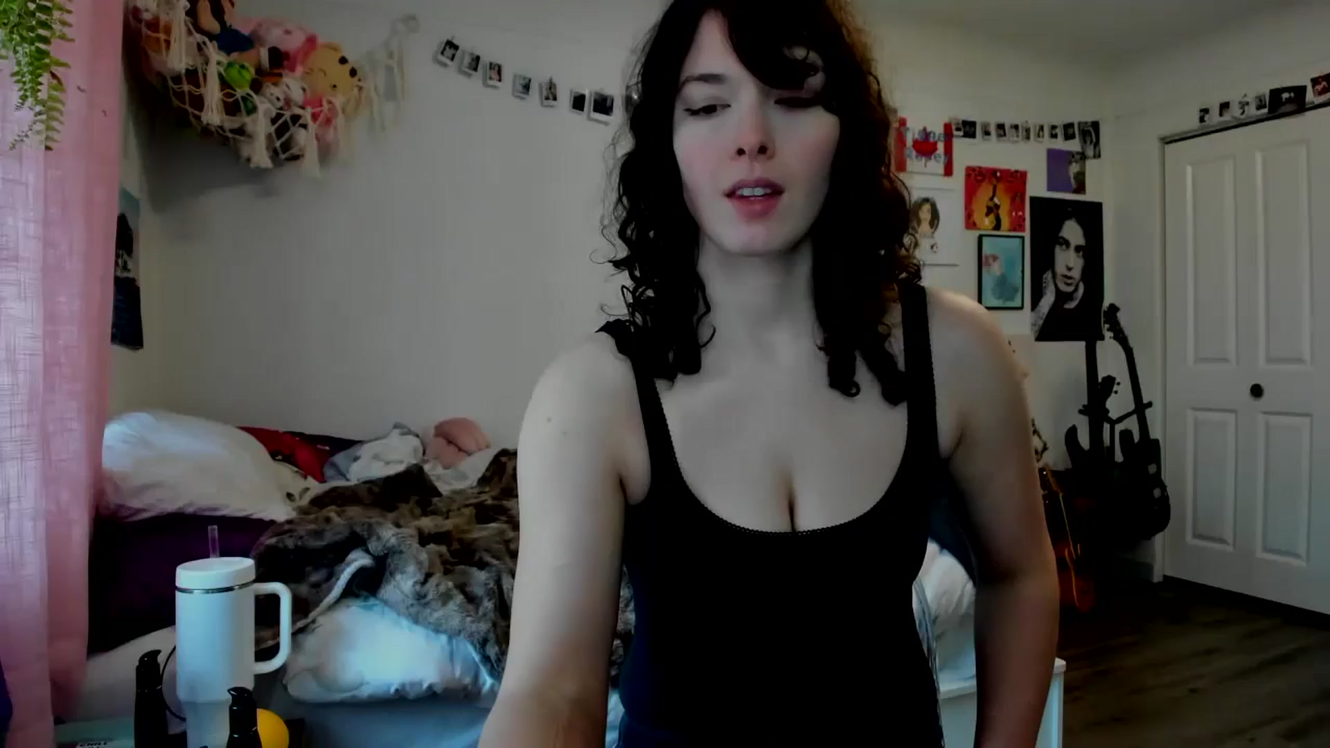 Gallery image thumbnail from TiggerRosey's myfreecams stream on, 05/29/2024, 24:07 image 1 of 20