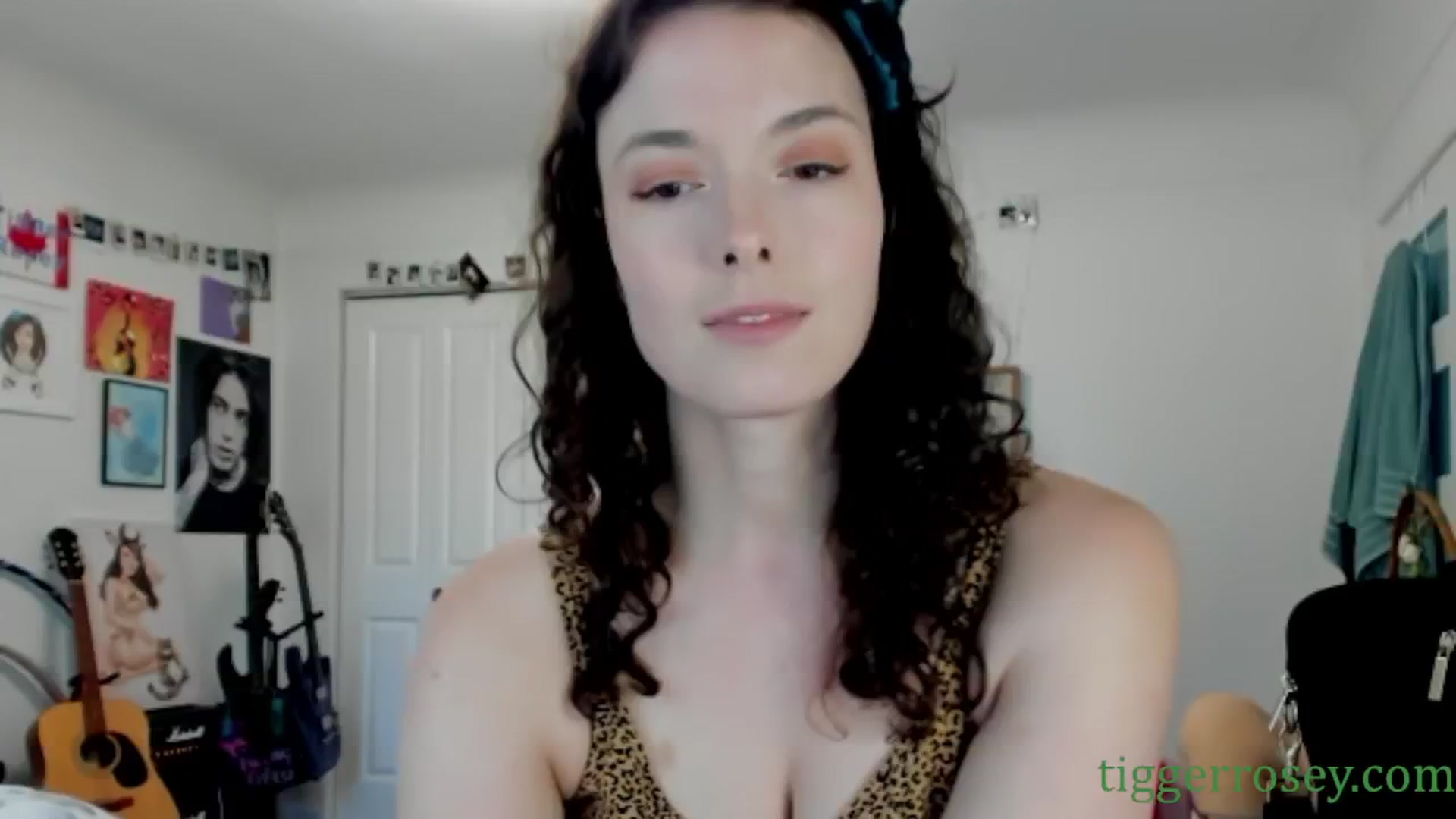 Gallery image thumbnail from TiggerRosey's myfreecams stream on, 06/18/2024, 21:20 image 18 of 20