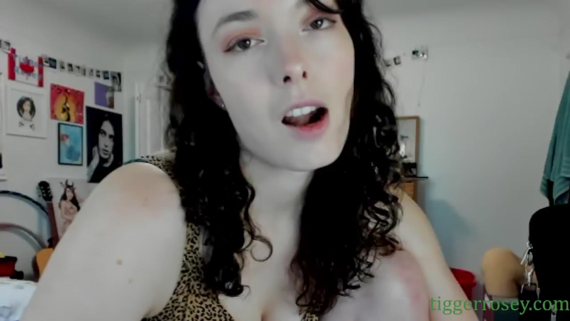 Gallery image thumbnail from TiggerRosey's myfreecams stream on, 06/18/2024, 21:20 image 3 of 20