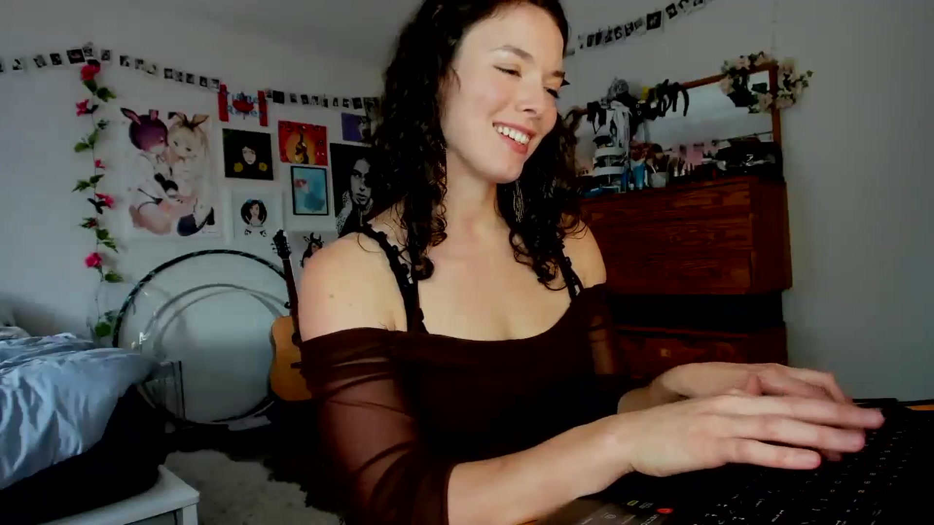 Gallery image thumbnail from TiggerRosey's myfreecams stream on, 08/15/2024, 01:08 image 19 of 20