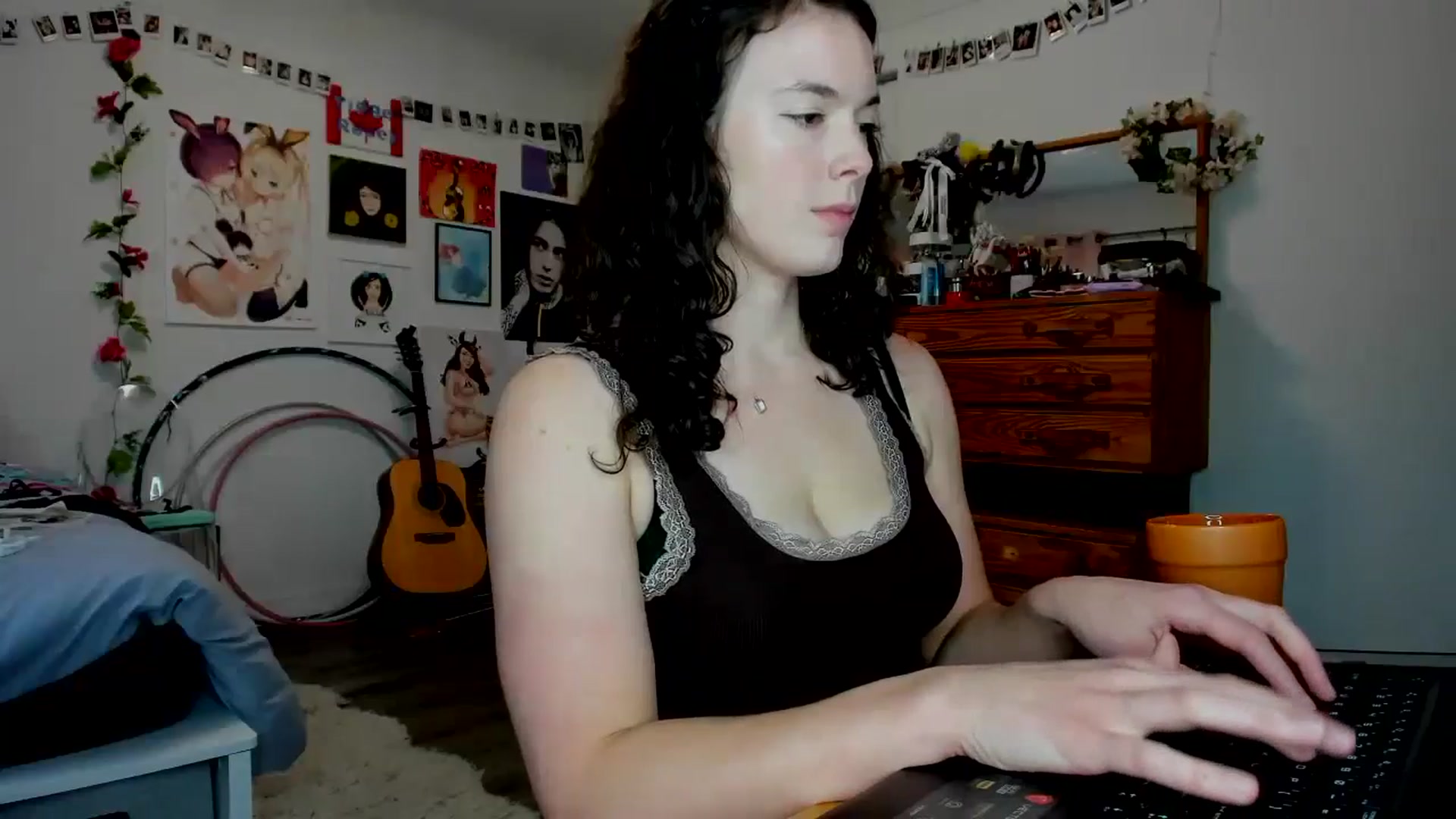 Gallery image thumbnail from TiggerRosey's myfreecams stream on, 08/22/2024, 01:04 image 2 of 20