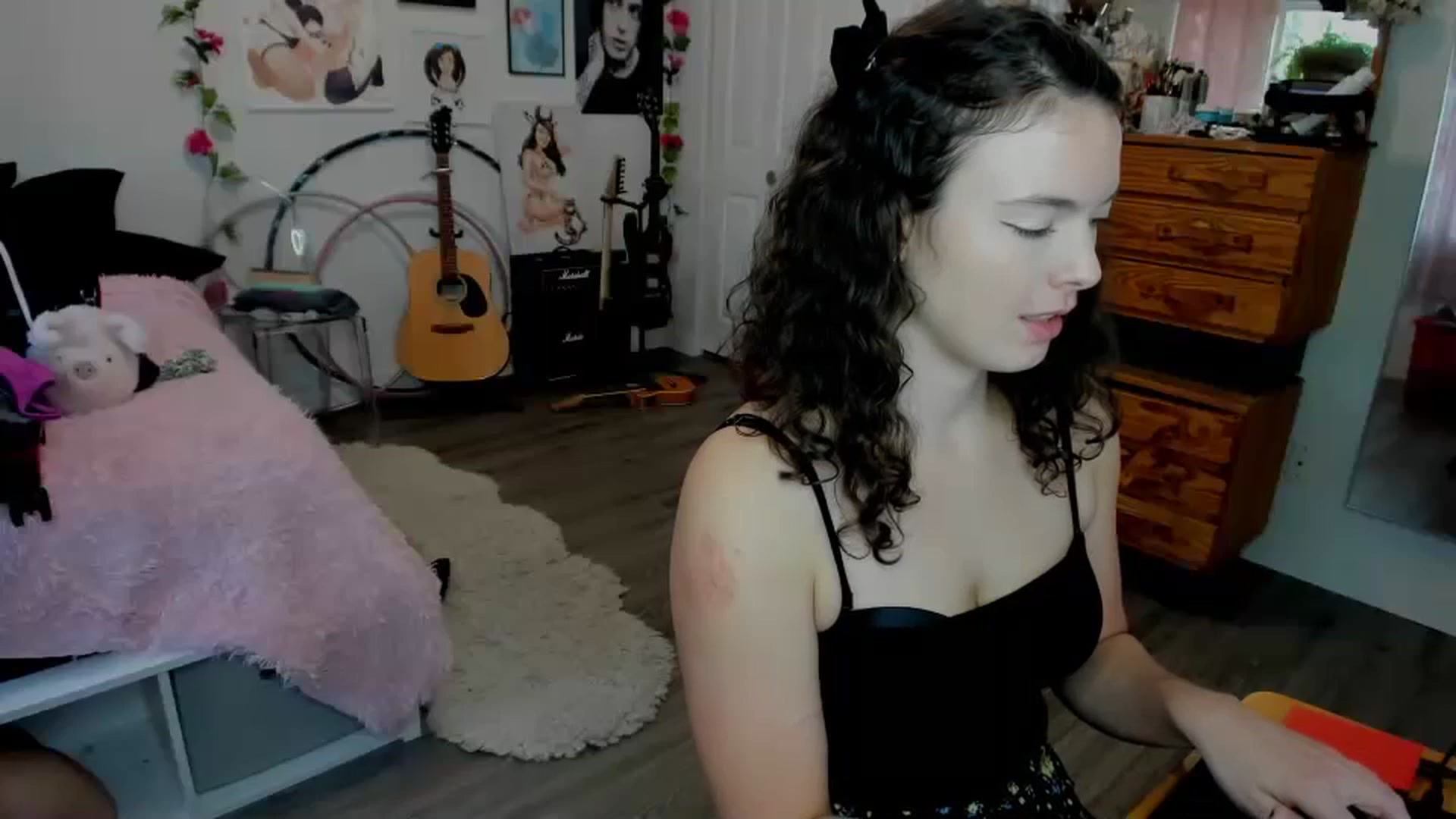 Gallery image thumbnail from TiggerRosey's myfreecams stream on, 09/24/2024, 22:00 image 13 of 20