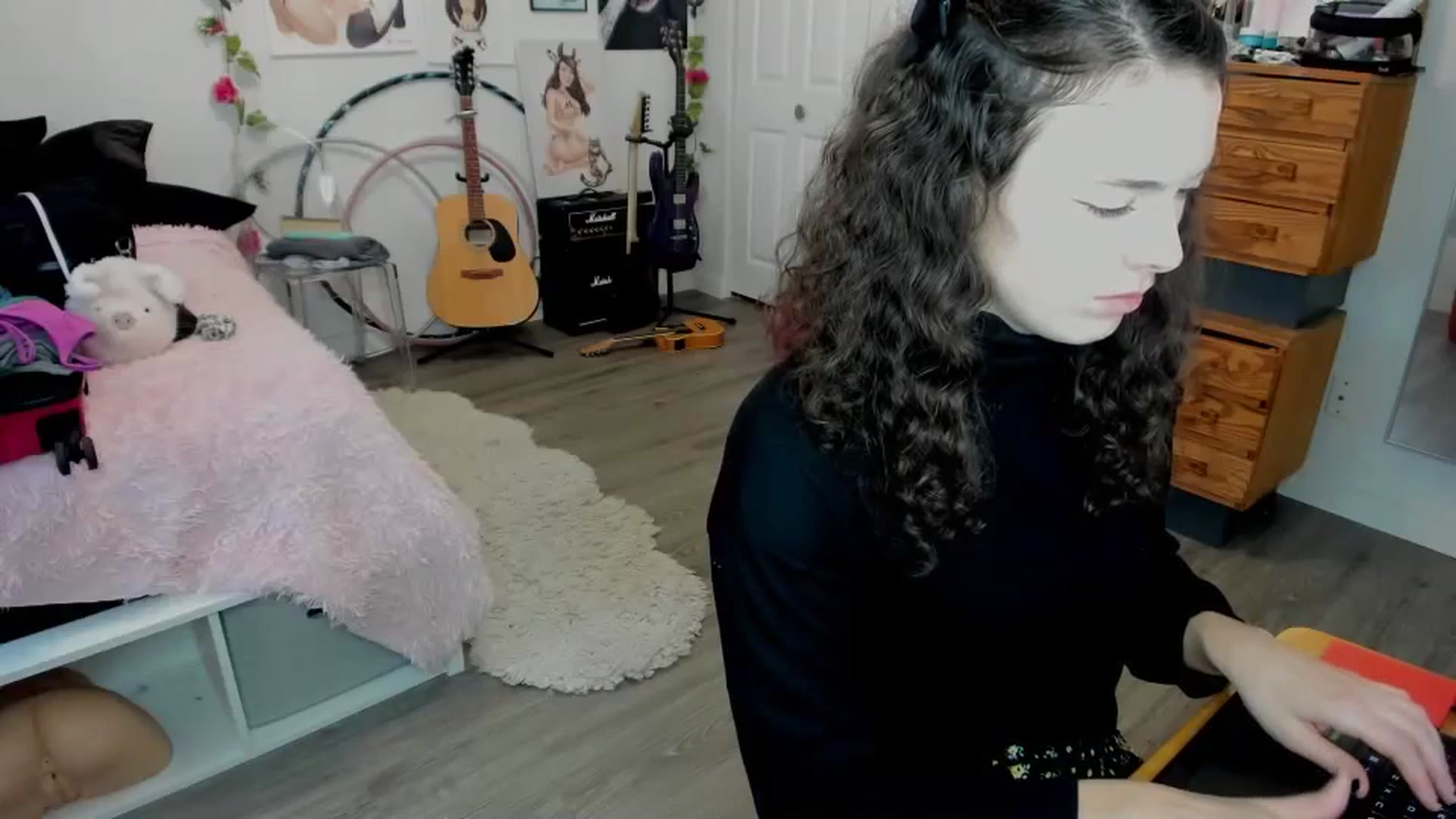 Gallery image thumbnail from TiggerRosey's myfreecams stream on, 09/24/2024, 22:00 image 7 of 20