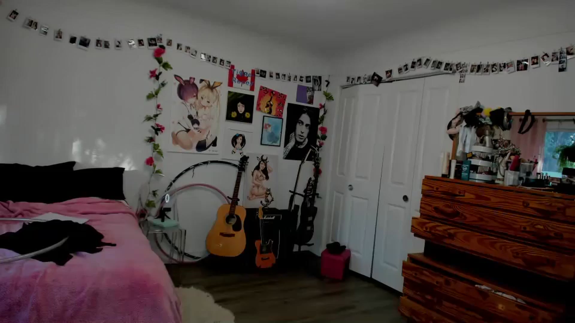Gallery image thumbnail from TiggerRosey's myfreecams stream on, 10/11/2024, 24:50 image 19 of 20