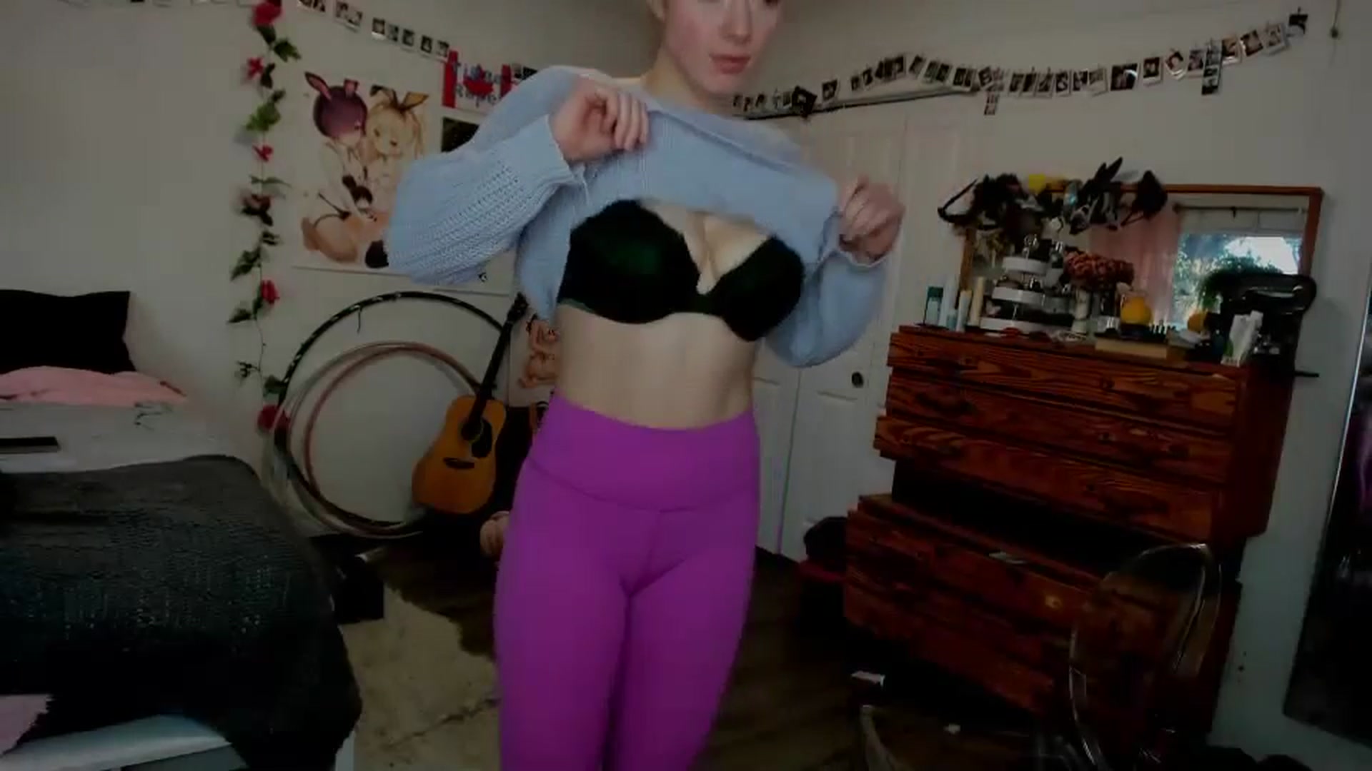 Gallery image thumbnail from TiggerRosey's myfreecams stream on, 11/06/2024, 24:26 image 17 of 20