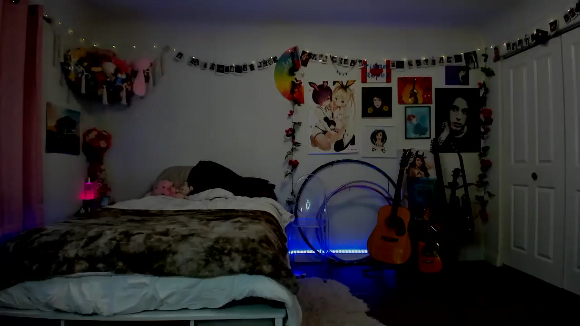 Gallery image thumbnail from TiggerRosey's myfreecams stream on, 03/15/2025, 03:05 image 1 of 20