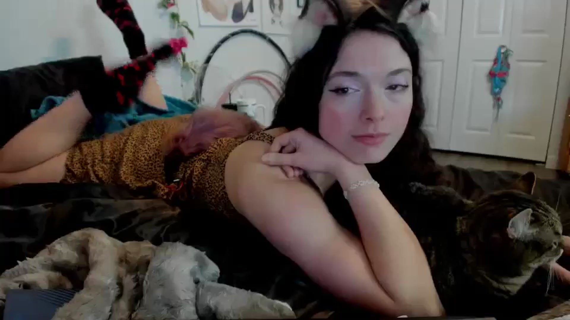 Gallery image thumbnail from TiggerRosey's myfreecams stream on, 04/10/2025, 05:51 image 10 of 20