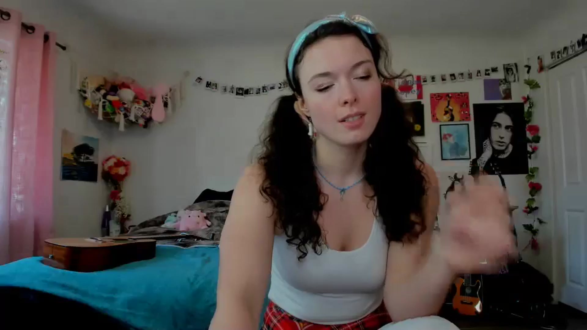 Gallery image thumbnail from TiggerRosey's myfreecams stream on, 04/10/2025, 23:37 image 15 of 20