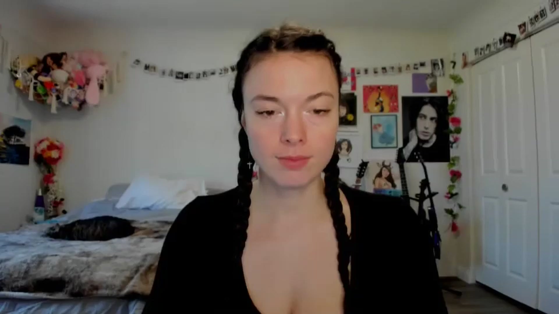 Gallery image thumbnail from TiggerRosey's myfreecams stream on, 04/17/2025, 21:49 image 4 of 20