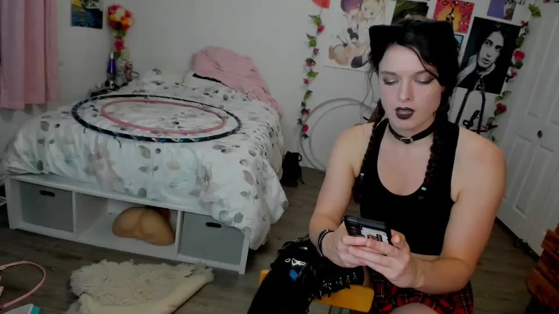 Gallery image thumbnail from TiggerRosey's myfreecams stream on, 06/08/2025, 08:17 image 18 of 20