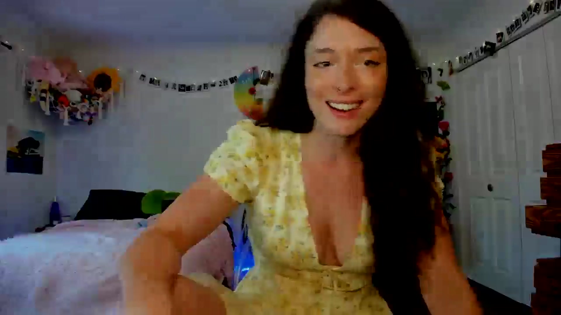 Gallery image thumbnail from TiggerRosey's myfreecams stream on, 09/03/2025, 22:19 image 19 of 20
