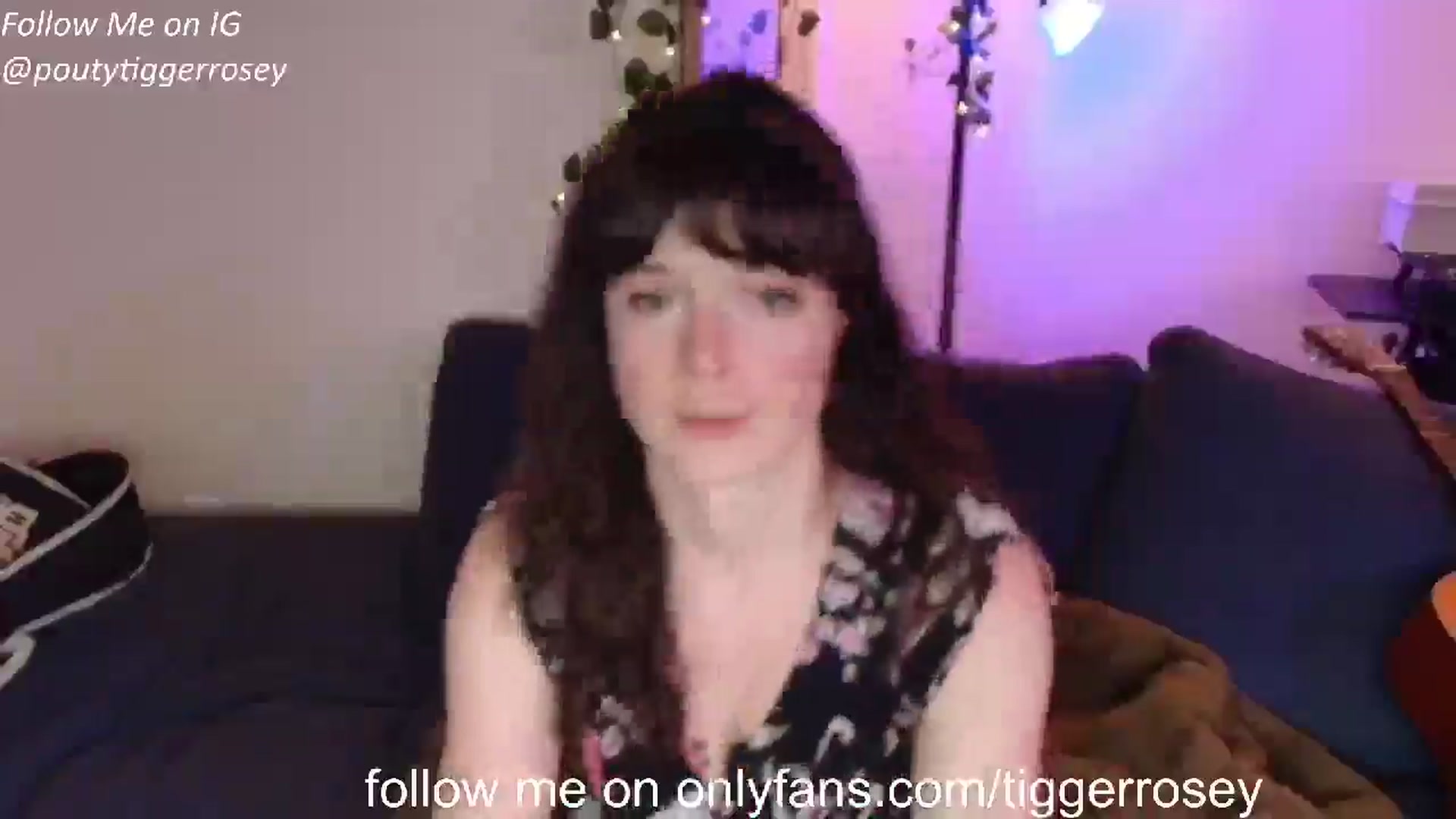 Gallery image thumbnail from TiggerRosey's myfreecams stream on, 04/02/2026, 24:28 image 17 of 20