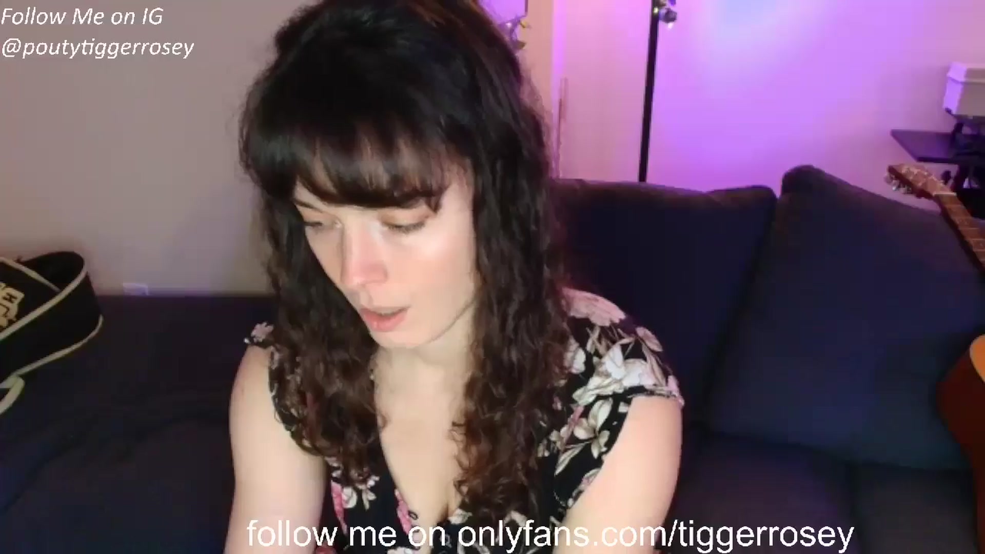 Gallery image thumbnail from TiggerRosey's myfreecams stream on, 04/02/2026, 24:28 image 7 of 20
