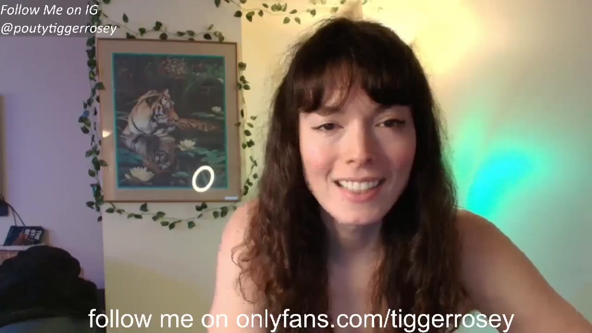 Gallery image thumbnail from TiggerRosey's myfreecams stream on, 04/14/2026, 20:53 image 10 of 20