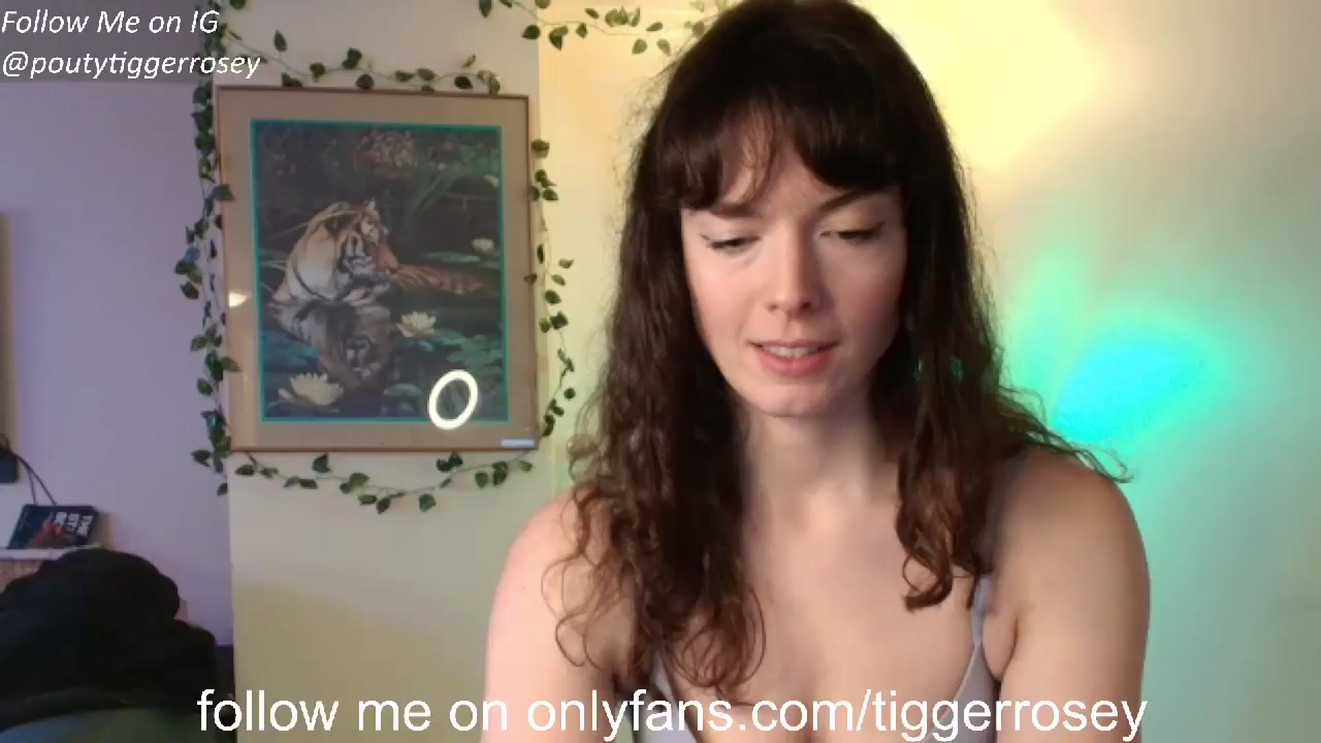 Gallery image thumbnail from TiggerRosey's myfreecams stream on, 04/14/2026, 20:53 image 6 of 20