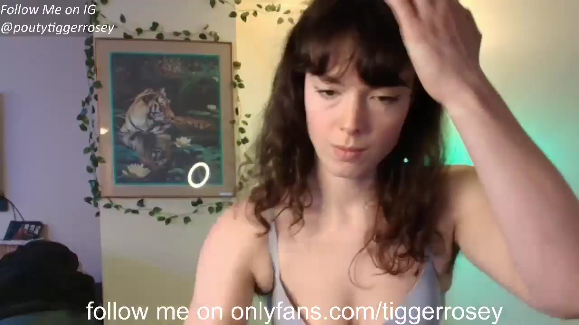 Gallery image thumbnail from TiggerRosey's myfreecams stream on, 04/14/2026, 20:53 image 4 of 20