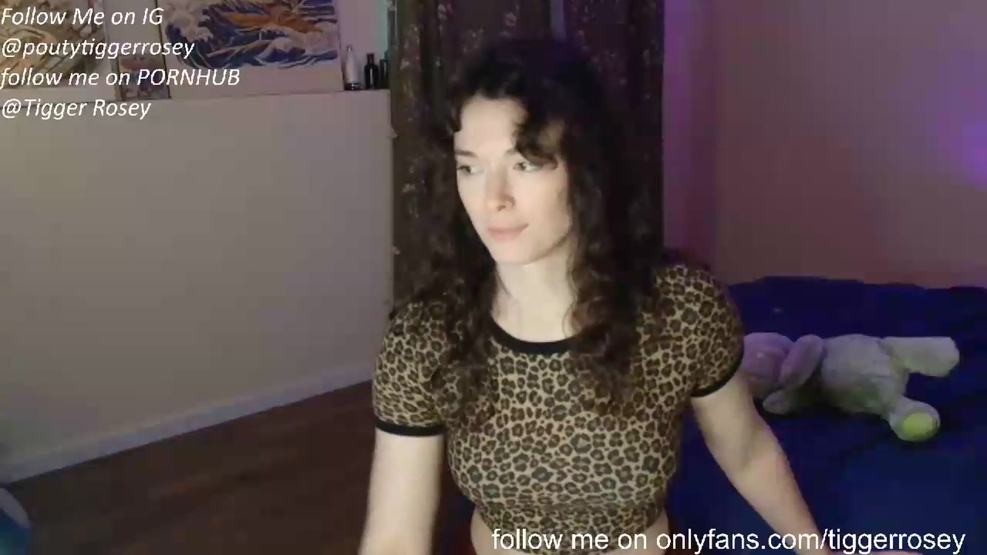Gallery image thumbnail from TiggerRosey's myfreecams stream on, 05/26/2026, 20:29 image 15 of 20