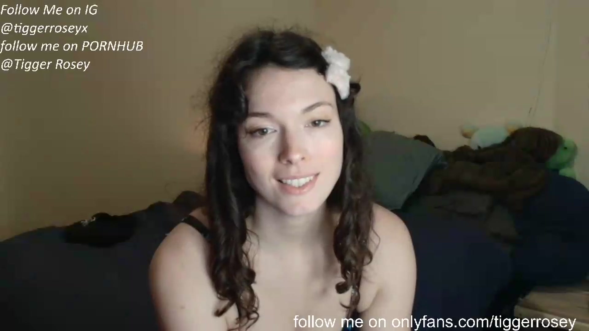 Gallery image thumbnail from TiggerRosey's myfreecams stream on, 05/27/2026, 20:32 image 19 of 20