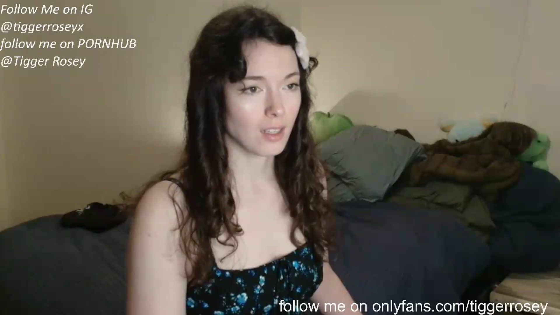 Gallery image thumbnail from TiggerRosey's myfreecams stream on, 05/27/2026, 20:32 image 3 of 20
