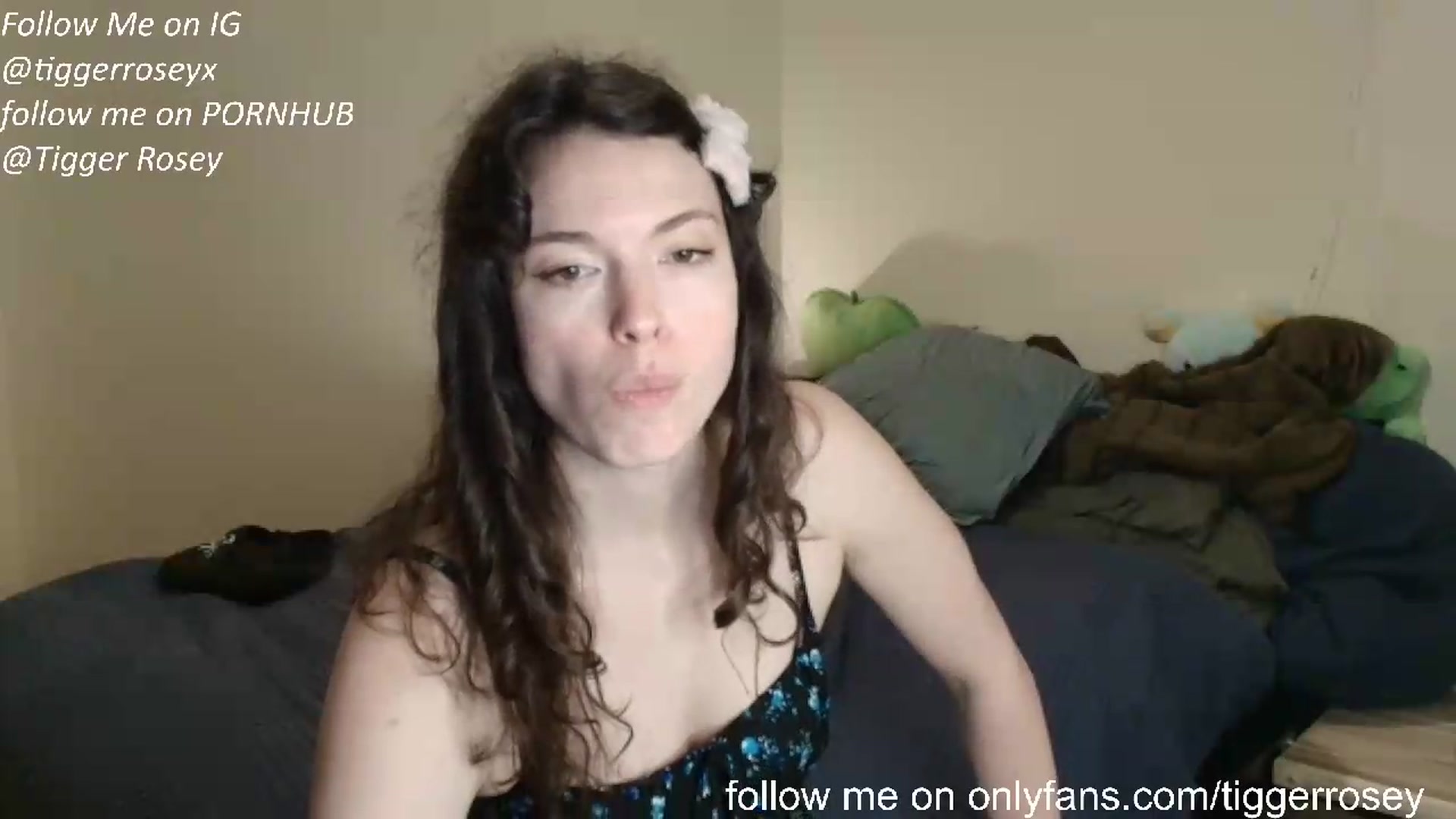 Gallery image thumbnail from TiggerRosey's myfreecams stream on, 05/27/2026, 20:32 image 5 of 20