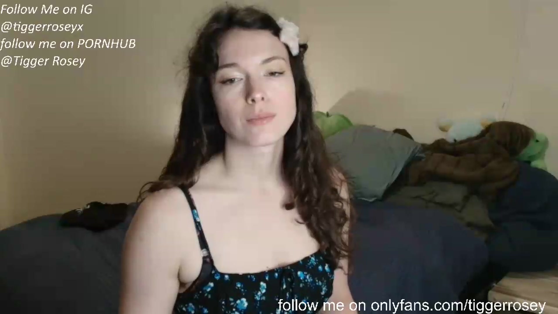 Gallery image thumbnail from TiggerRosey's myfreecams stream on, 05/27/2026, 20:32 image 2 of 20