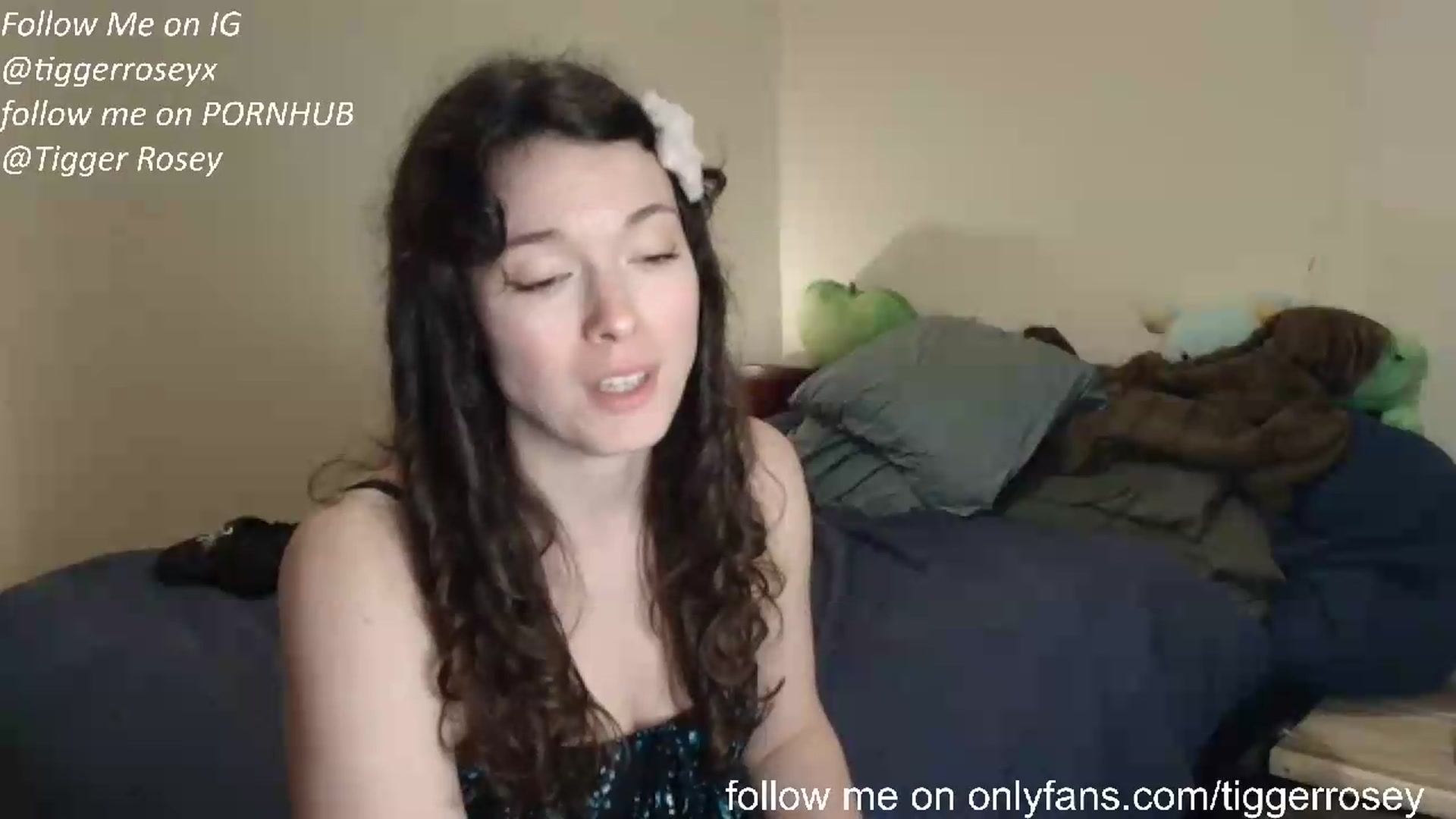 Gallery image thumbnail from TiggerRosey's myfreecams stream on, 05/27/2026, 20:32 image 10 of 20