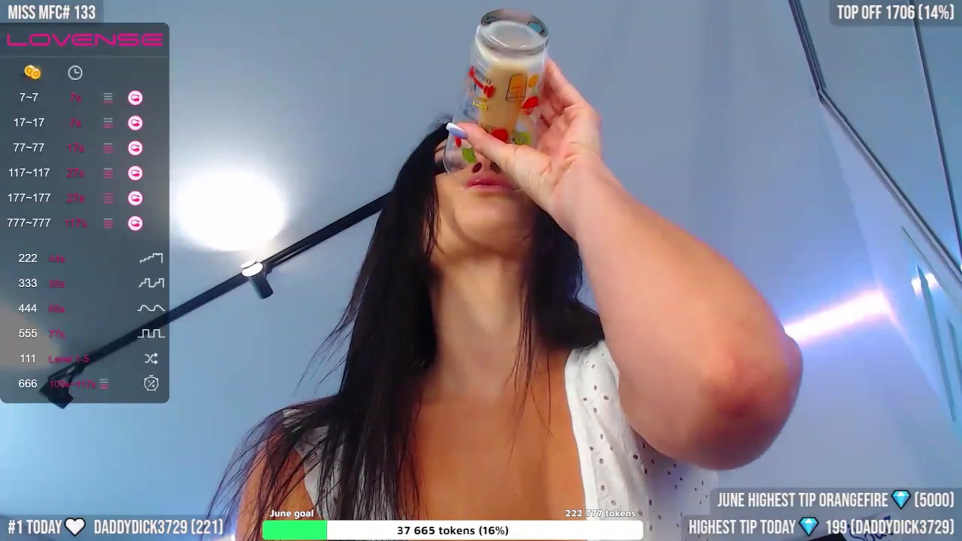 Gallery image thumbnail from TighttAss's myfreecams stream on, 06/08/2023, 04:34 image 3 of 20