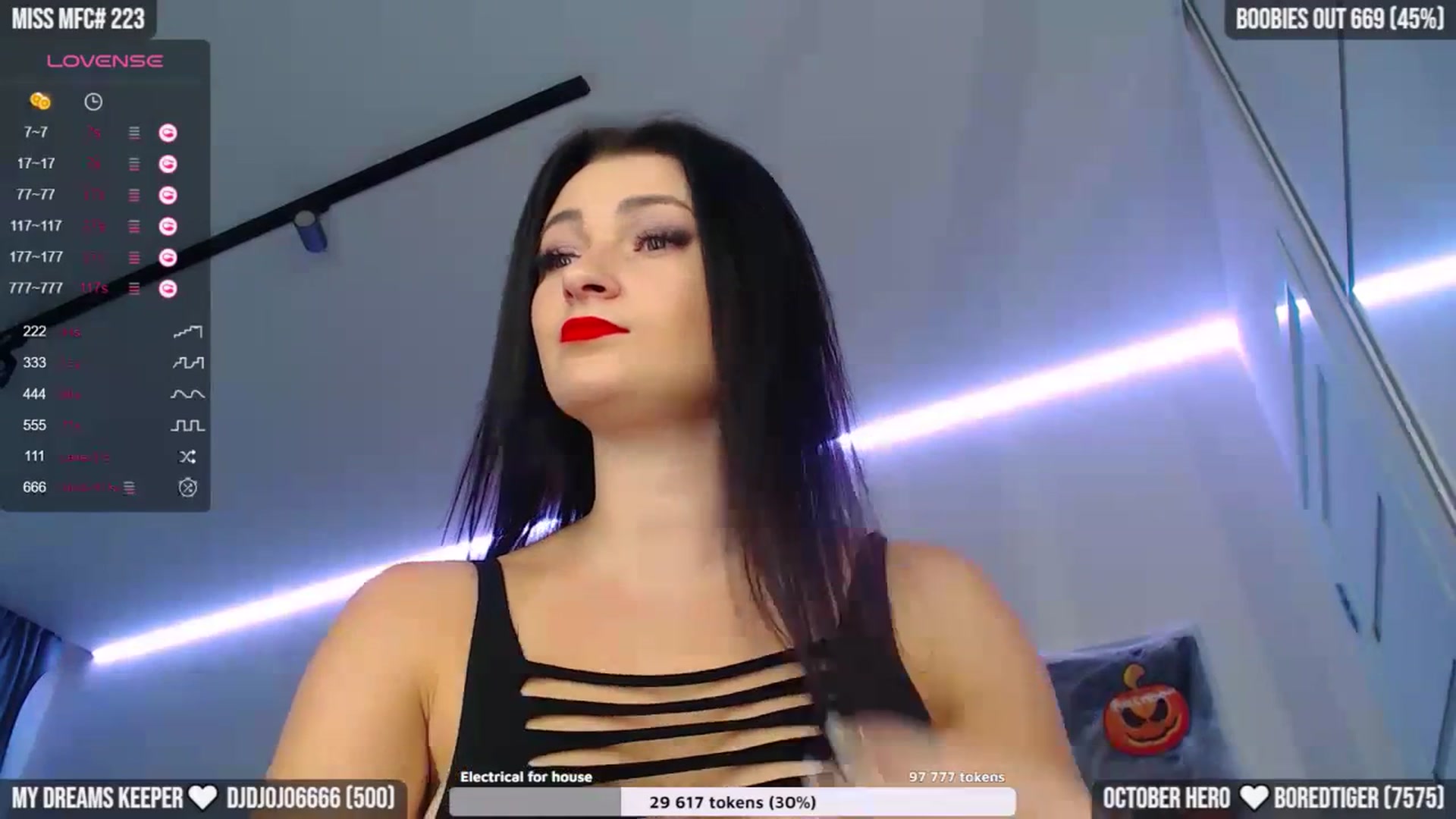 Gallery image thumbnail from TighttAss's myfreecams stream on, 10/22/2023, 05:17 image 7 of 20