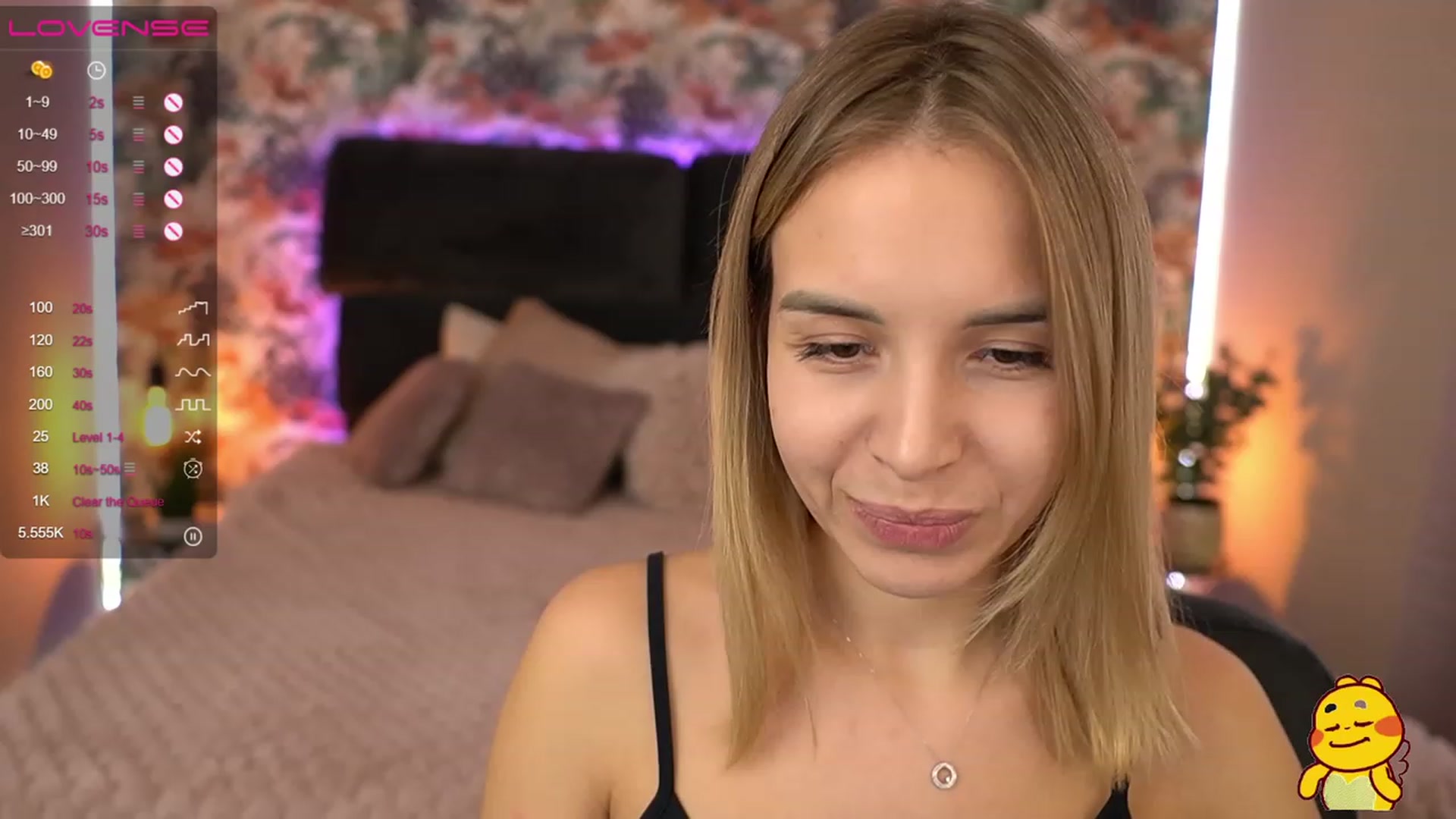 Gallery image thumbnail from Tilli's myfreecams stream on, 11/23/2023, 10:43 image 7 of 20