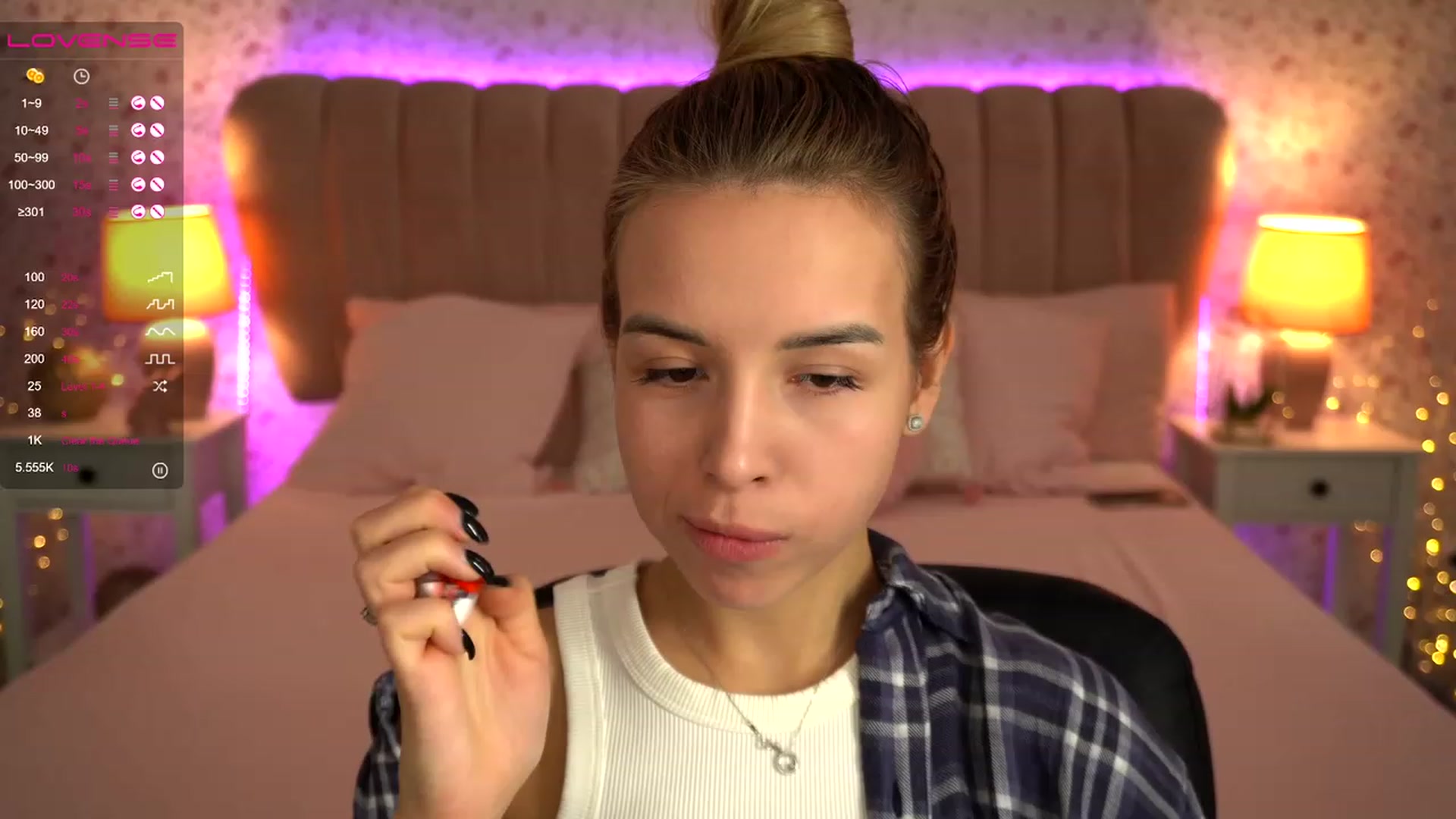 Gallery image thumbnail from Tilli's myfreecams stream on, 12/02/2023, 09:05 image 20 of 20