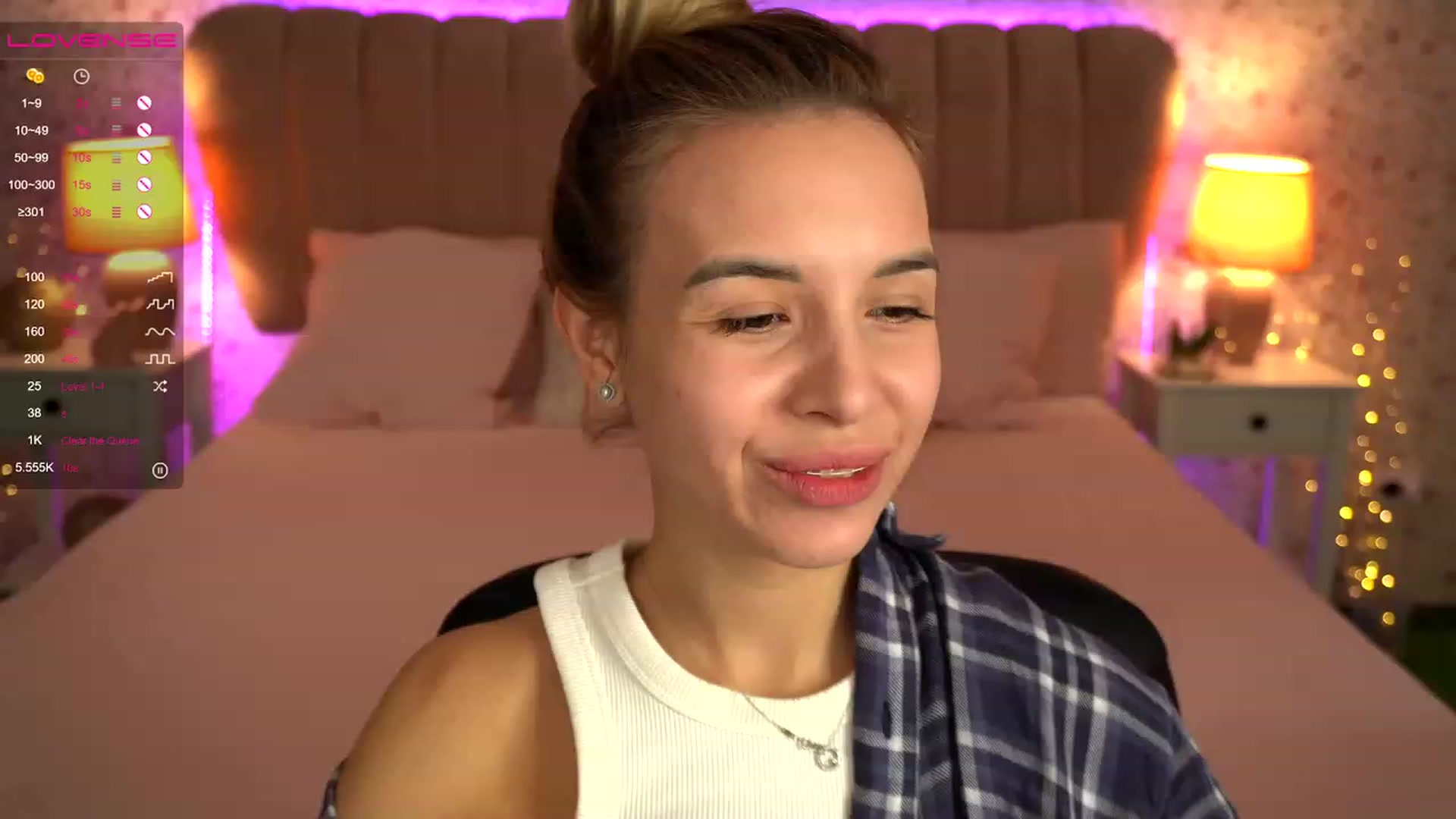 Gallery image thumbnail from Tilli's myfreecams stream on, 12/02/2023, 10:17 image 5 of 20