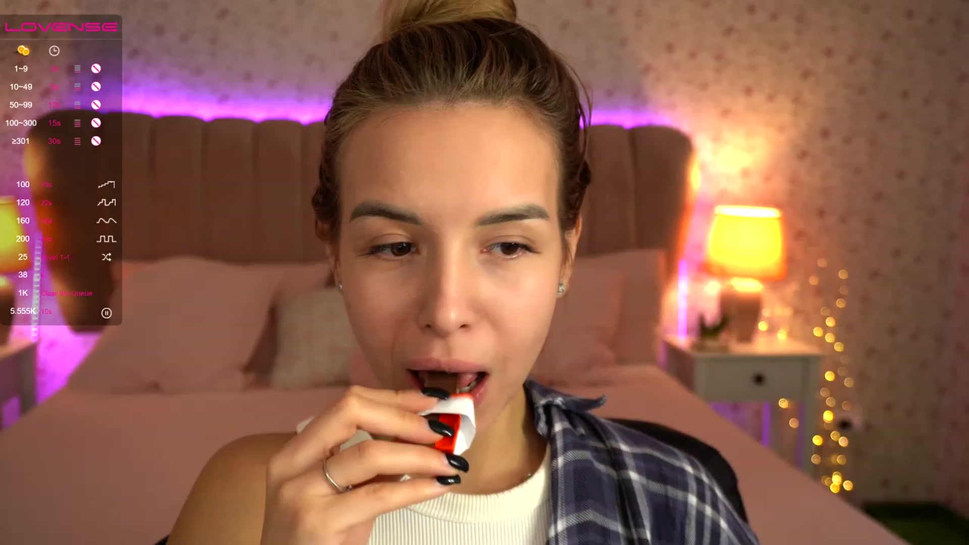 Gallery image thumbnail from Tilli's myfreecams stream on, 12/02/2023, 10:17 image 7 of 20