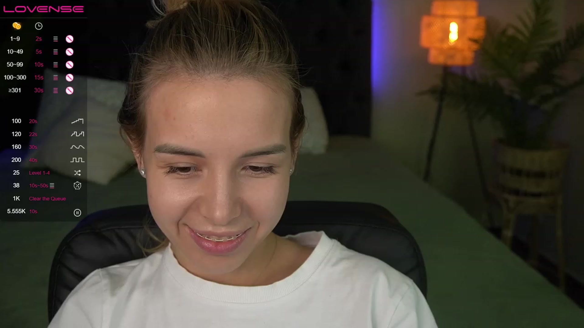 Gallery image thumbnail from Tilli's myfreecams stream on, 12/04/2023, 13:35 image 16 of 20