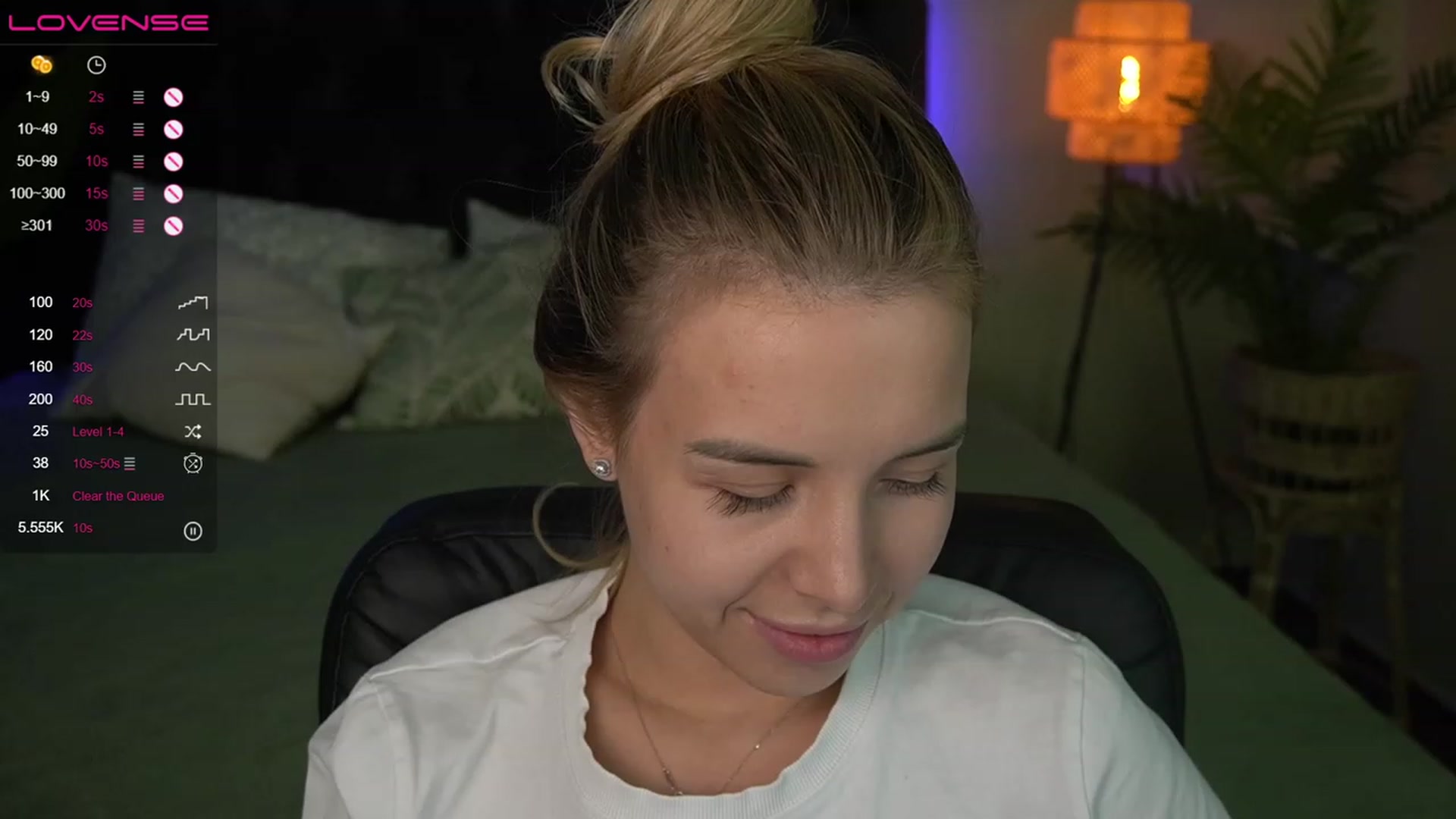 Gallery image thumbnail from Tilli's myfreecams stream on, 12/04/2023, 13:35 image 18 of 20
