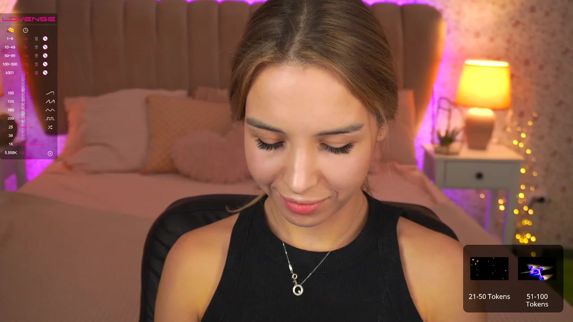 Gallery image thumbnail from Tilli's myfreecams stream on, 12/15/2023, 09:22 image 12 of 20
