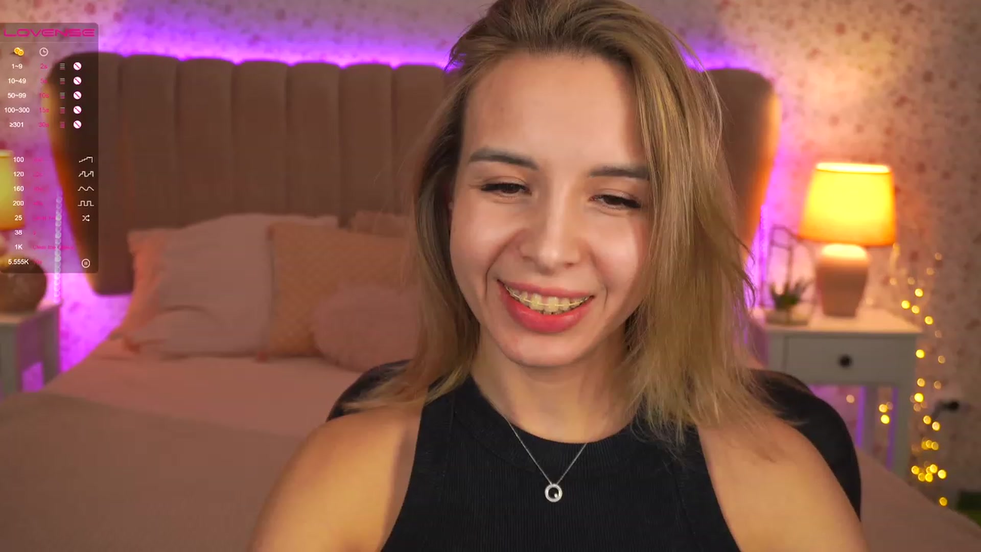 Gallery image thumbnail from Tilli's myfreecams stream on, 12/15/2023, 14:12 image 19 of 20