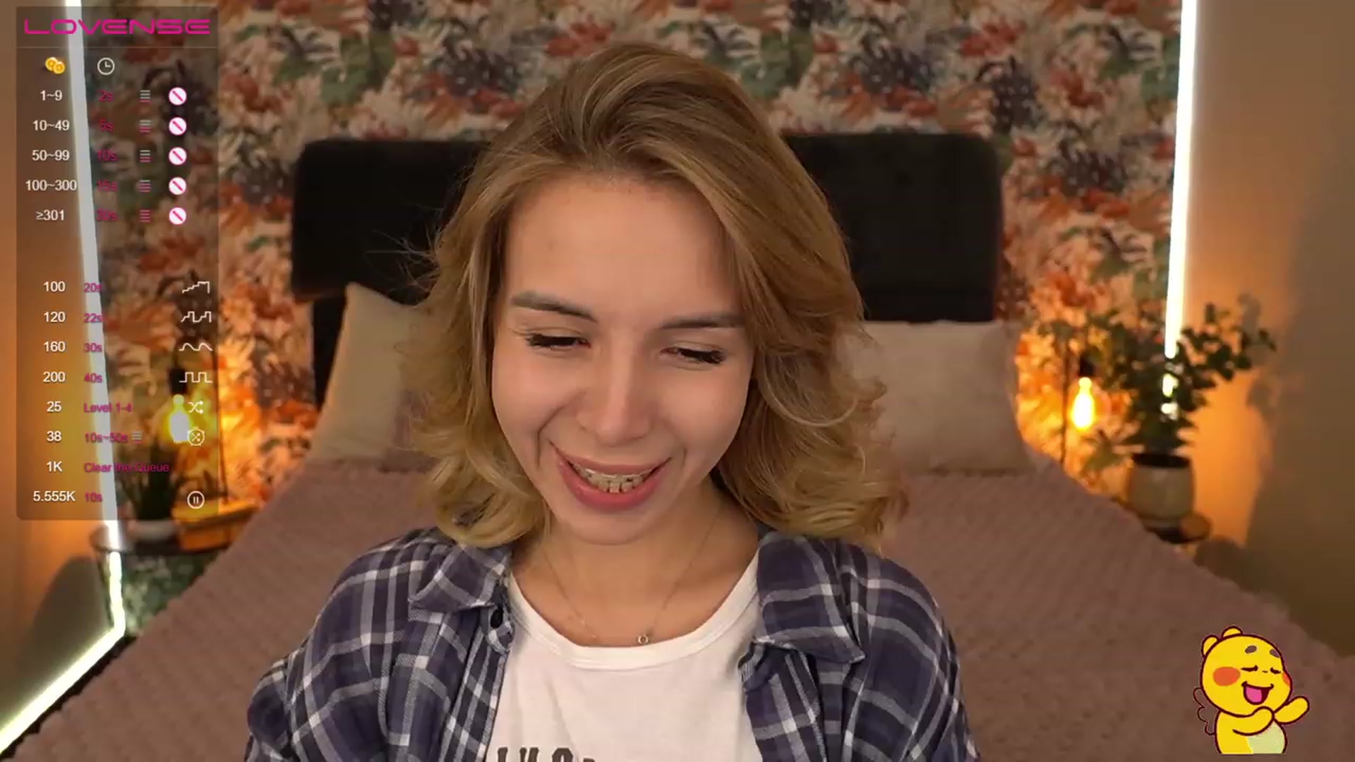 Gallery image thumbnail from Tilli's myfreecams stream on, 12/20/2023, 09:42 image 20 of 20