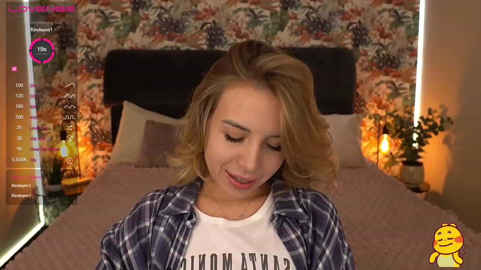 Gallery image thumbnail from Tilli's myfreecams stream on, 12/20/2023, 09:42 image 16 of 20