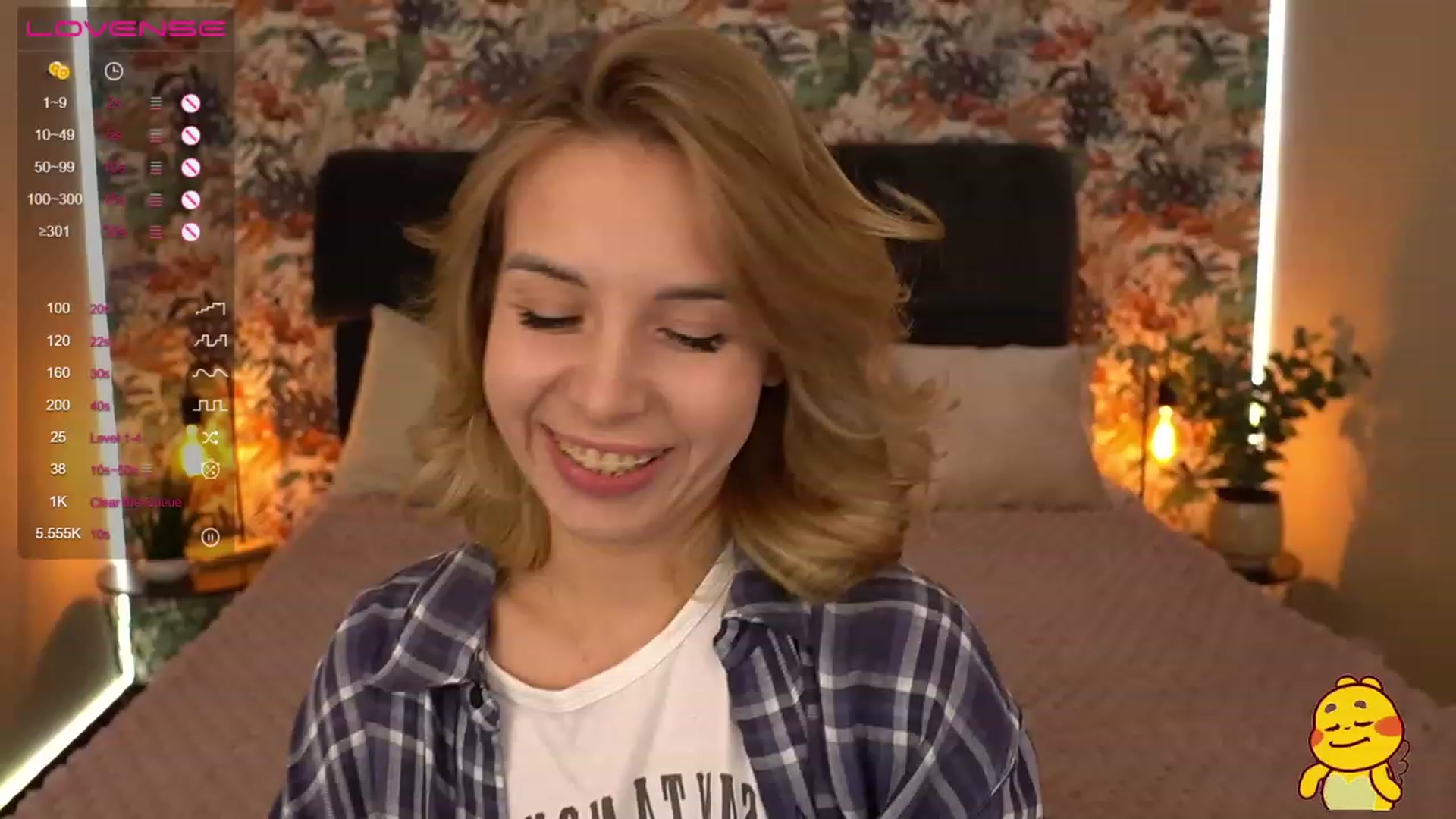 Gallery image thumbnail from Tilli's myfreecams stream on, 12/20/2023, 09:42 image 13 of 20